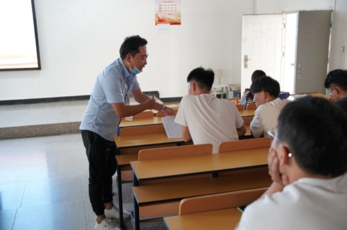 7.jpg 【魅力工程】-新生入学教育终结篇!--系列报道(三) 第 8 张
