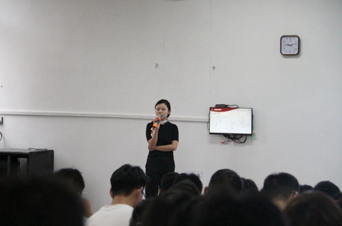 11.jpg 【魅力工程】-新生入学教育终结篇!--系列报道(三) 第 12 张