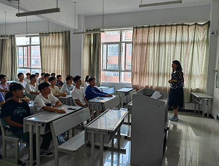 2.jpg 【魅力工程】- 建筑工程学院举行 2022级本科土木工程专业学生入学教育活动之——人才培养方案解读、大学生学习方法及经验介绍会 第 2 张