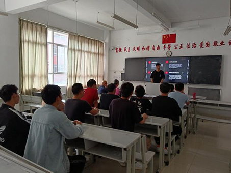 7.jpg 【魅力工程】- 云南经济管理学院建筑工程学院 举行2023届土木工程专业 本科毕业设计开题答辩 第 5 张