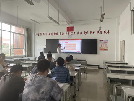 8.jpg 【魅力工程】- 云南经济管理学院建筑工程学院 举行2023届土木工程专业 本科毕业设计开题答辩 第 8 张