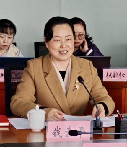 云南经济管理学院语言文字规范化建设成效获高度肯定! 第 5 张 云南经济管理学院语言文字规范化建设成效获高度肯定! 第 5 张