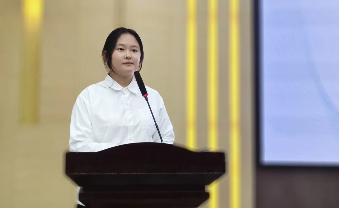 “财”遇见你，“管”助成长 ——2025级本科财管新生系列讲座圆满举行 第 6 张