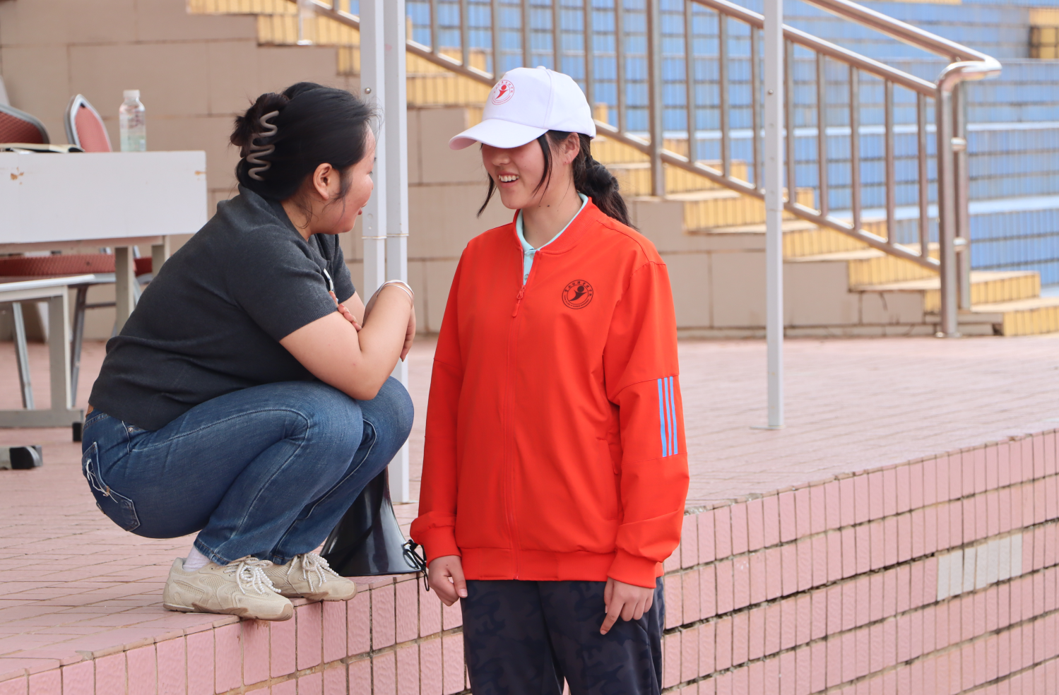 云南经济管理学院医学院：军训温情满场，青春暖意盈心 第 10 张