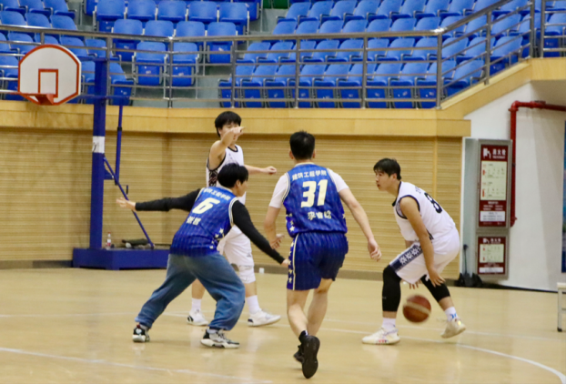 蓄力而发,挺进总决赛终章!医学院勇闯校篮球赛总决赛 第 8 张 蓄力而发,挺进总决赛终章!医学院勇闯校篮球赛总决赛 第 8 张