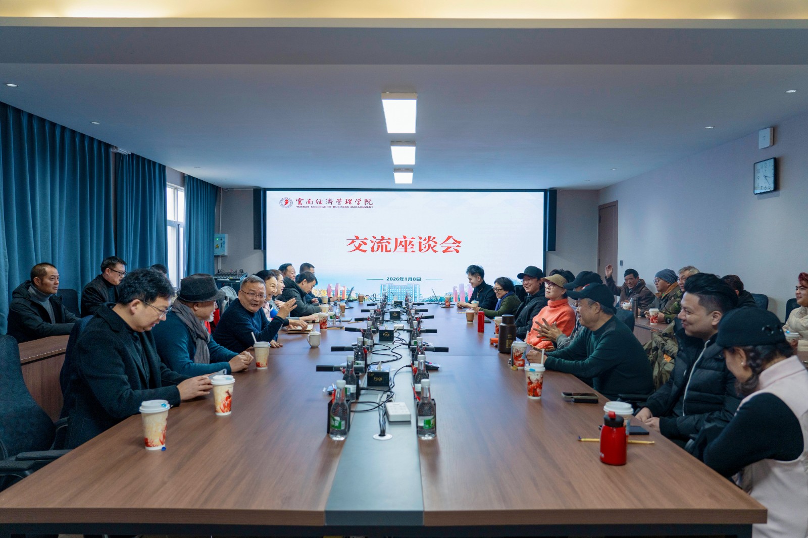 著名演员于荣光到访云南经济管理学院 第 6 张