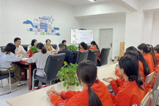 学院资讯 | 寻光阅见品陶翁 书香润心启新程——财经商贸学院“寻光・阅见”第三期读书分享会圆满举办   第 2 张