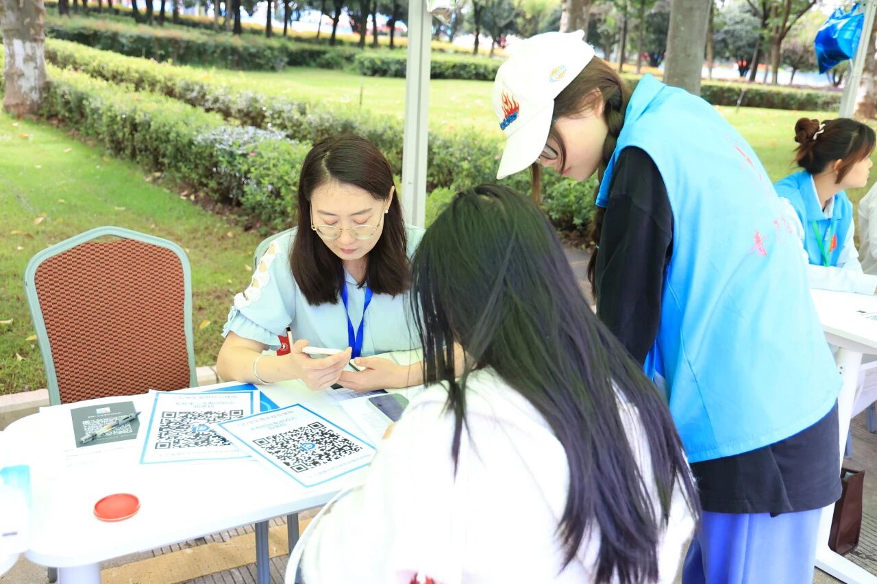 微信图片_2026-09-02_232204_257.jpg 以温情护新程,以初心赴医梦|医学院2026级迎新纪实 第 14 张